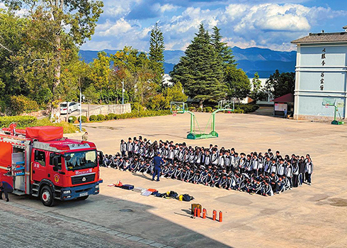 法治宣教進(jìn)校園